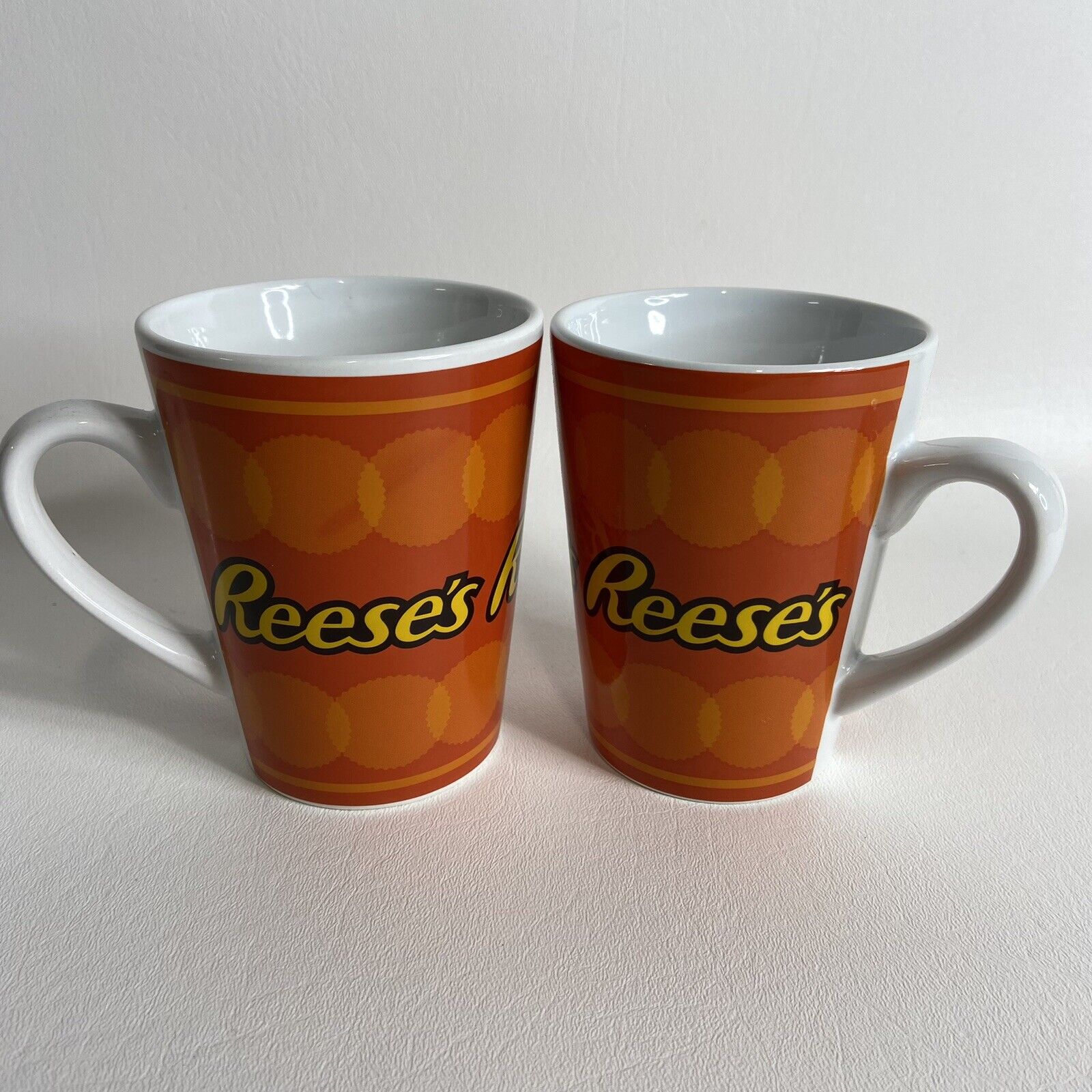Pair of Galerie Brand Reese\'s 12 Oz Coffee / Hot Chocolate Mugs