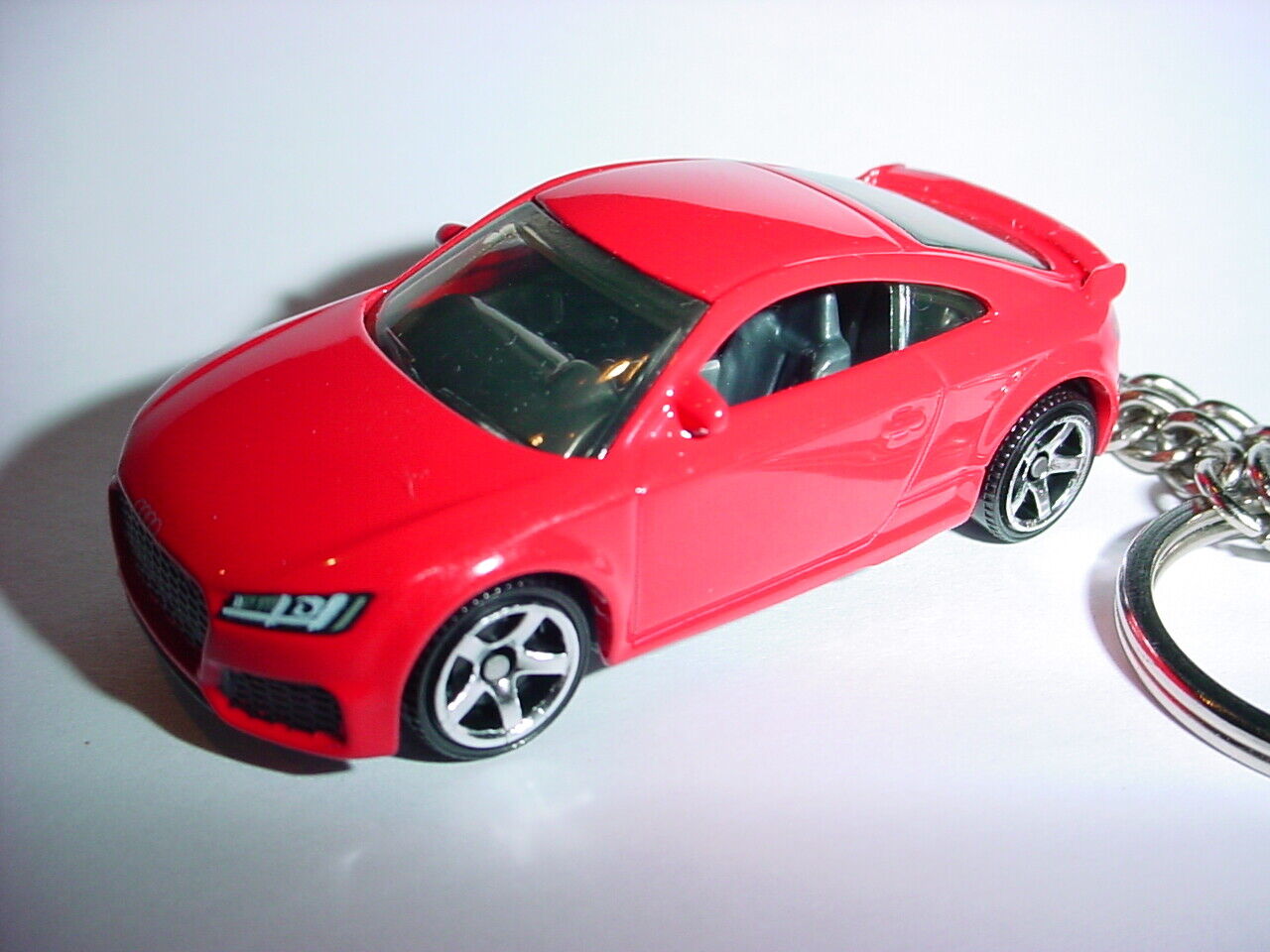 HOT 3D RED AUDI TT RS COUPE CUSTOM KEYCHAIN keyring key R-S BLING matchbox