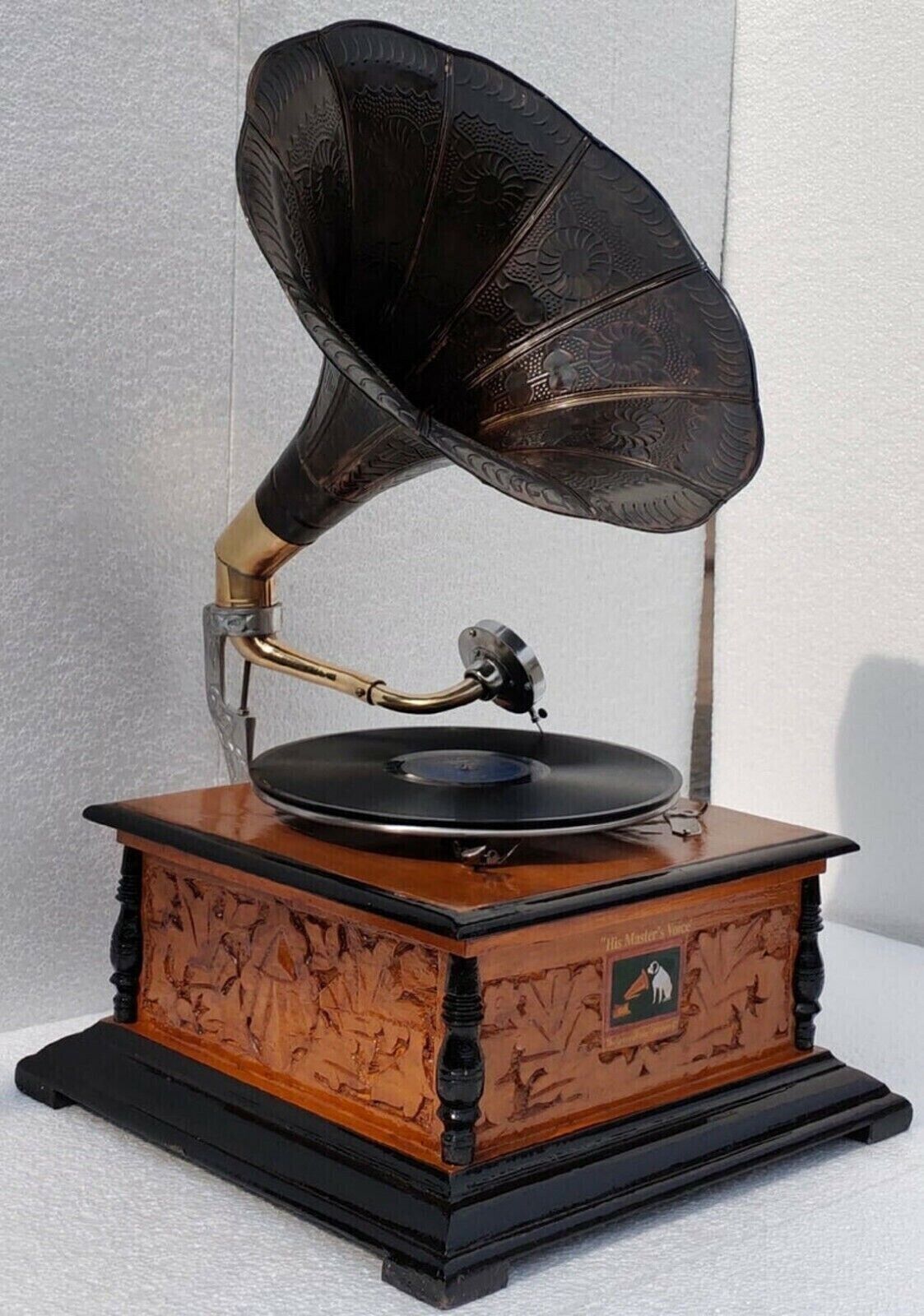 Antique Gramophone Fully Working Phonograph, win-up record player Phonograph