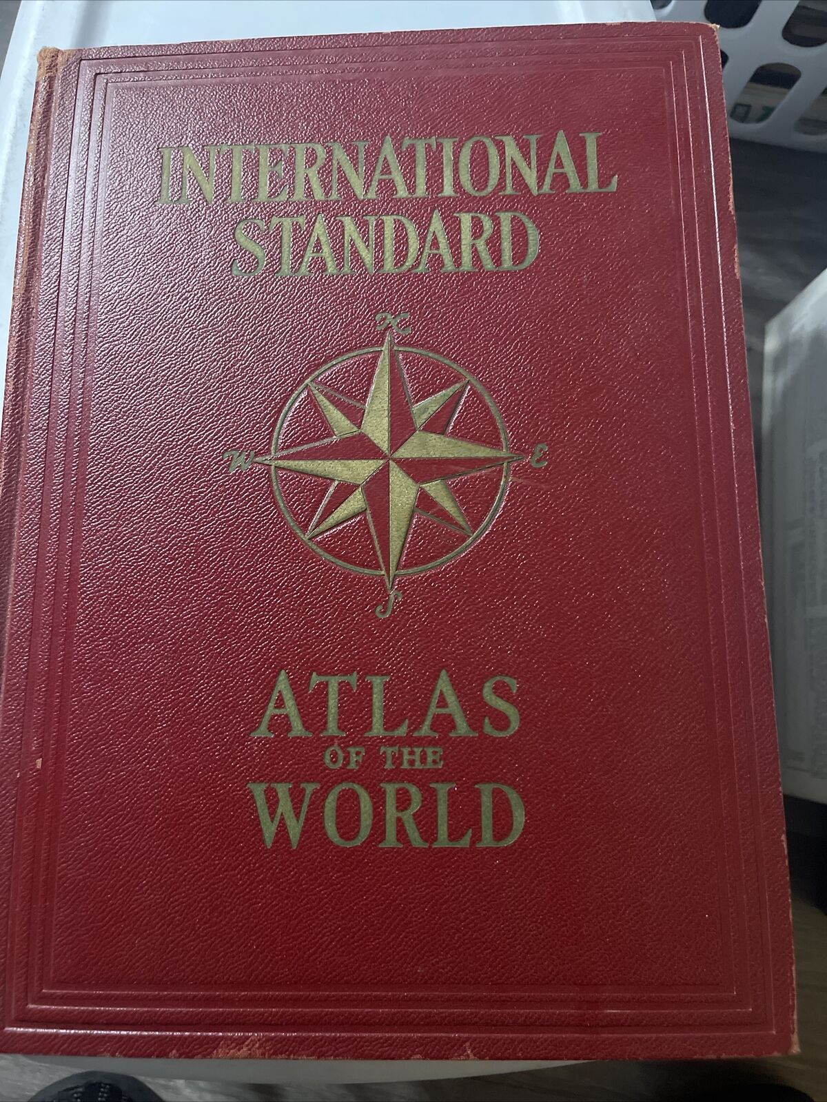 The International Standard Encyclopedic World Atlas and Gazetteer 1947