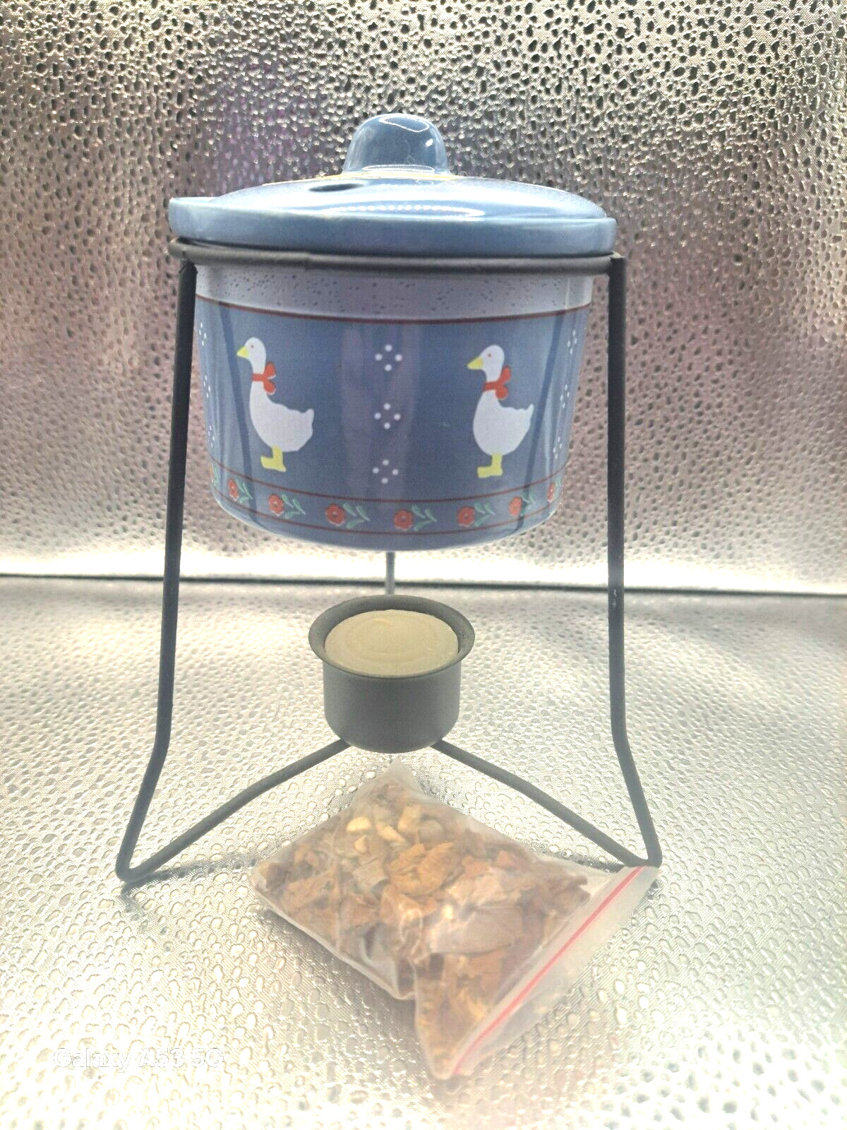 Vintage 80's RUSS Potpourri Candle With Geese Pattern-New Old Stock