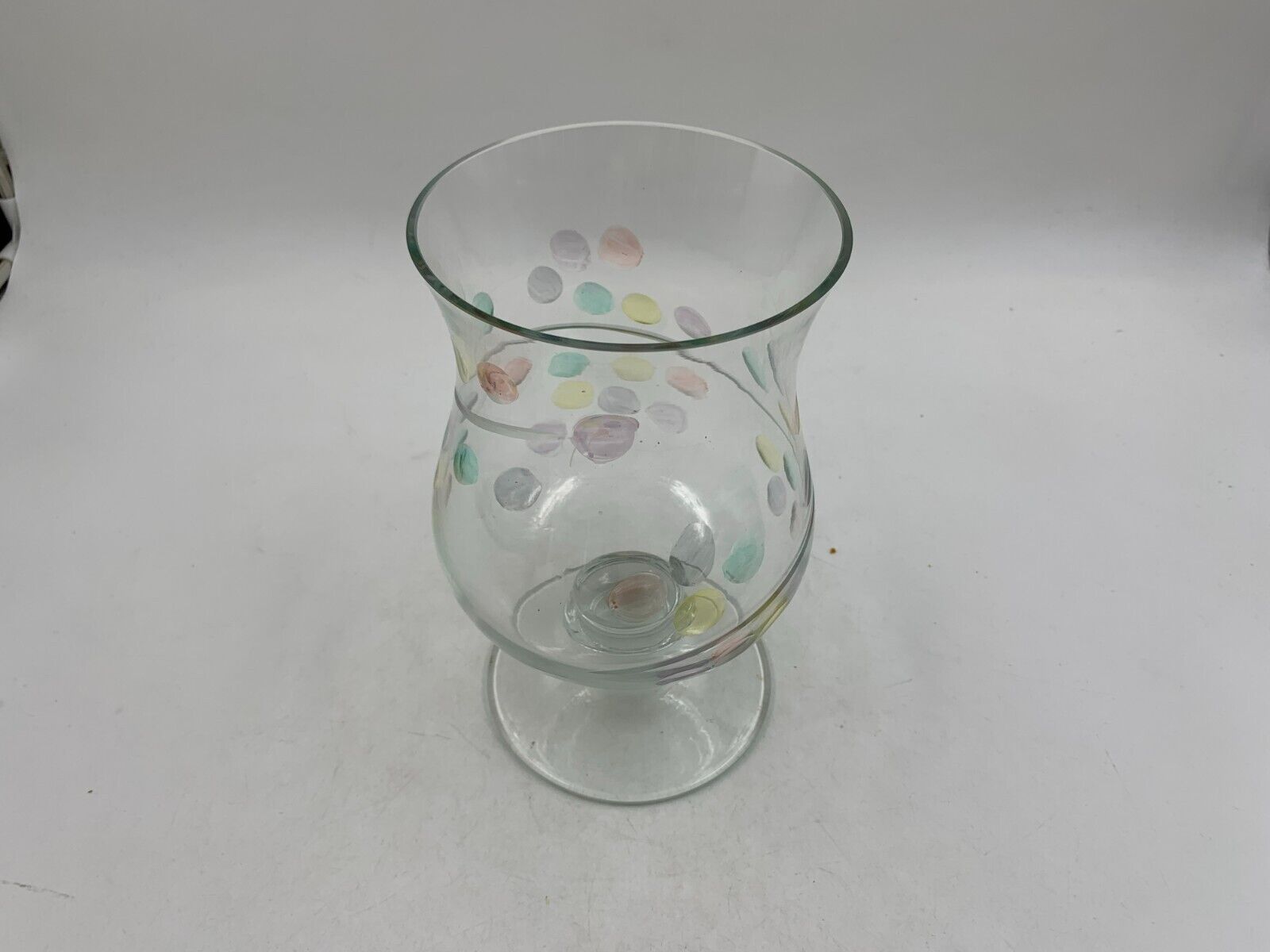 Pre-Owned 8.5in Hurricane Glass Candle Holder DD02B24005