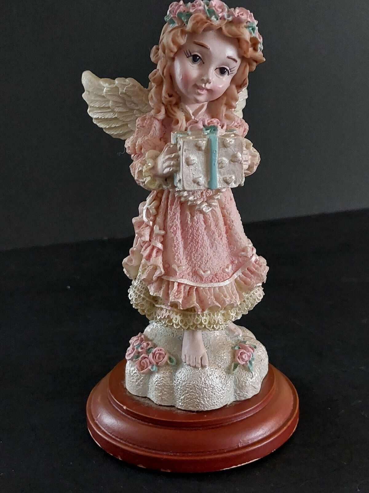 Vintage Pretty In Pink Angel Girl With Gift Beautiful MINT CONDITION 