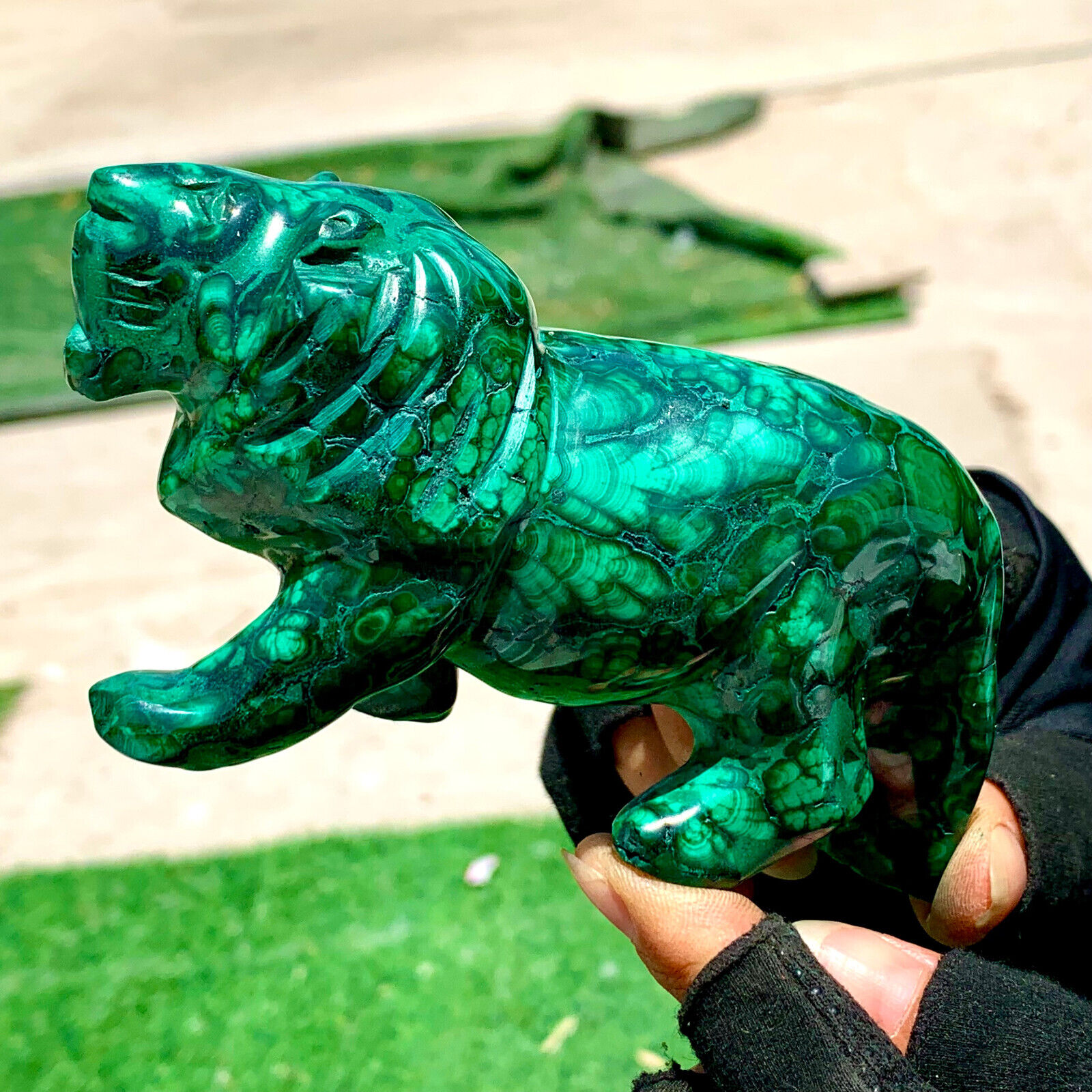 495G Natural glossy Malachite Crystal  Handcarved lion mineral sample