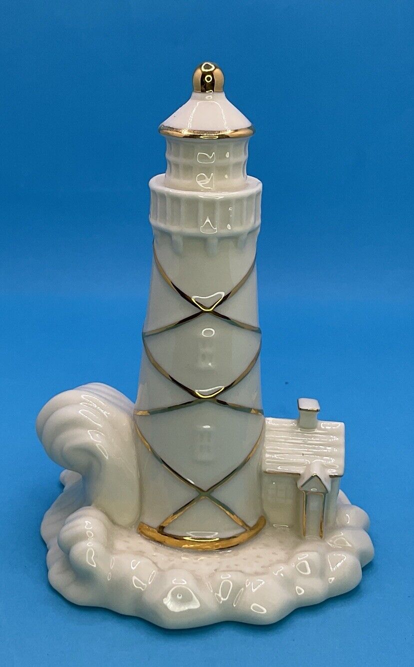 VTG Lenox Porcelain Lighthouse Figurine w Beach House Ivory w/Gold Trim 5\