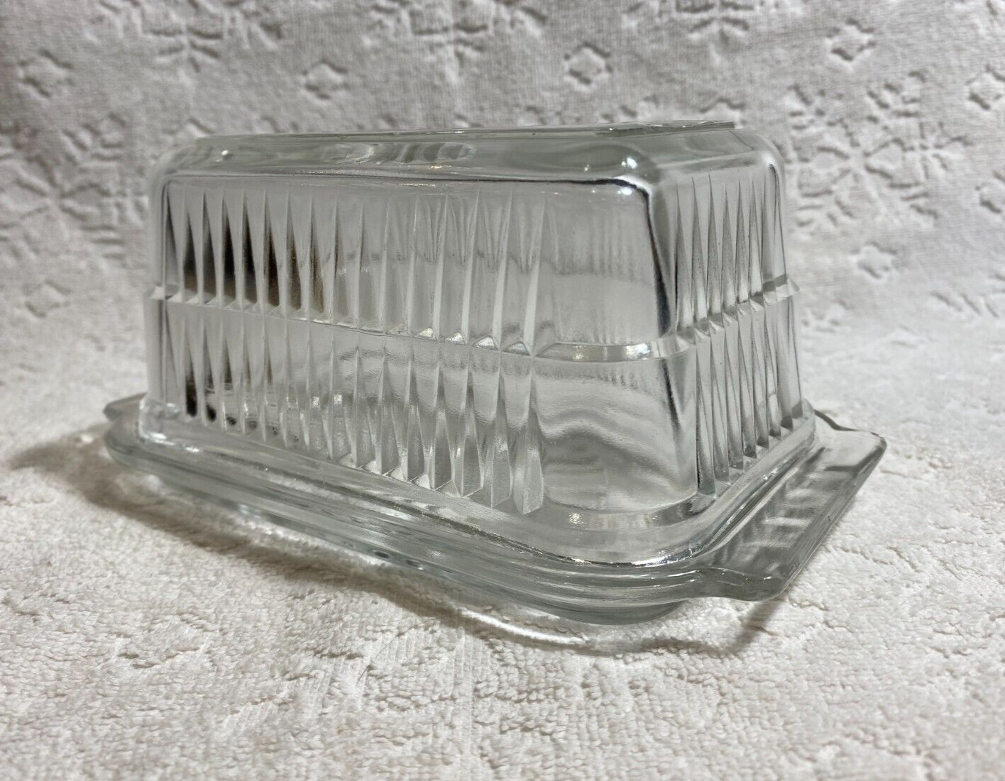 Vintage 1930\'s Hoosier Glass Dual-Handle Sm Butter-Box 2-Row Deep-V Daisy-Button