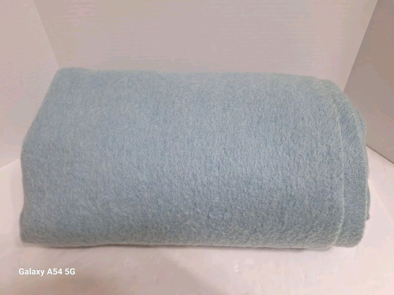 Kenwood Wool Products Aqua Blue Ramcrest Blanket Satin Trim 80 x 72  \