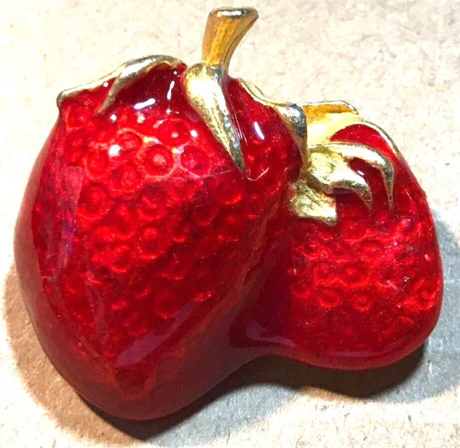 Lucious  Huge Chunky HP Enamel STRAWBERRY Fruit Metal Realistic Button 1 3/8” 