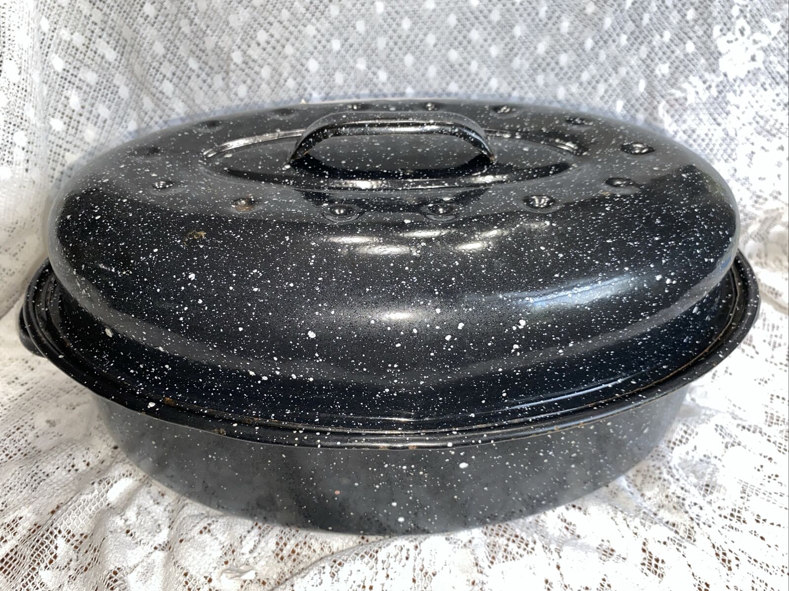 Oval Roaster 13 inch with Lid (Speckled Black) - Enamelware roasting pan. Hom...