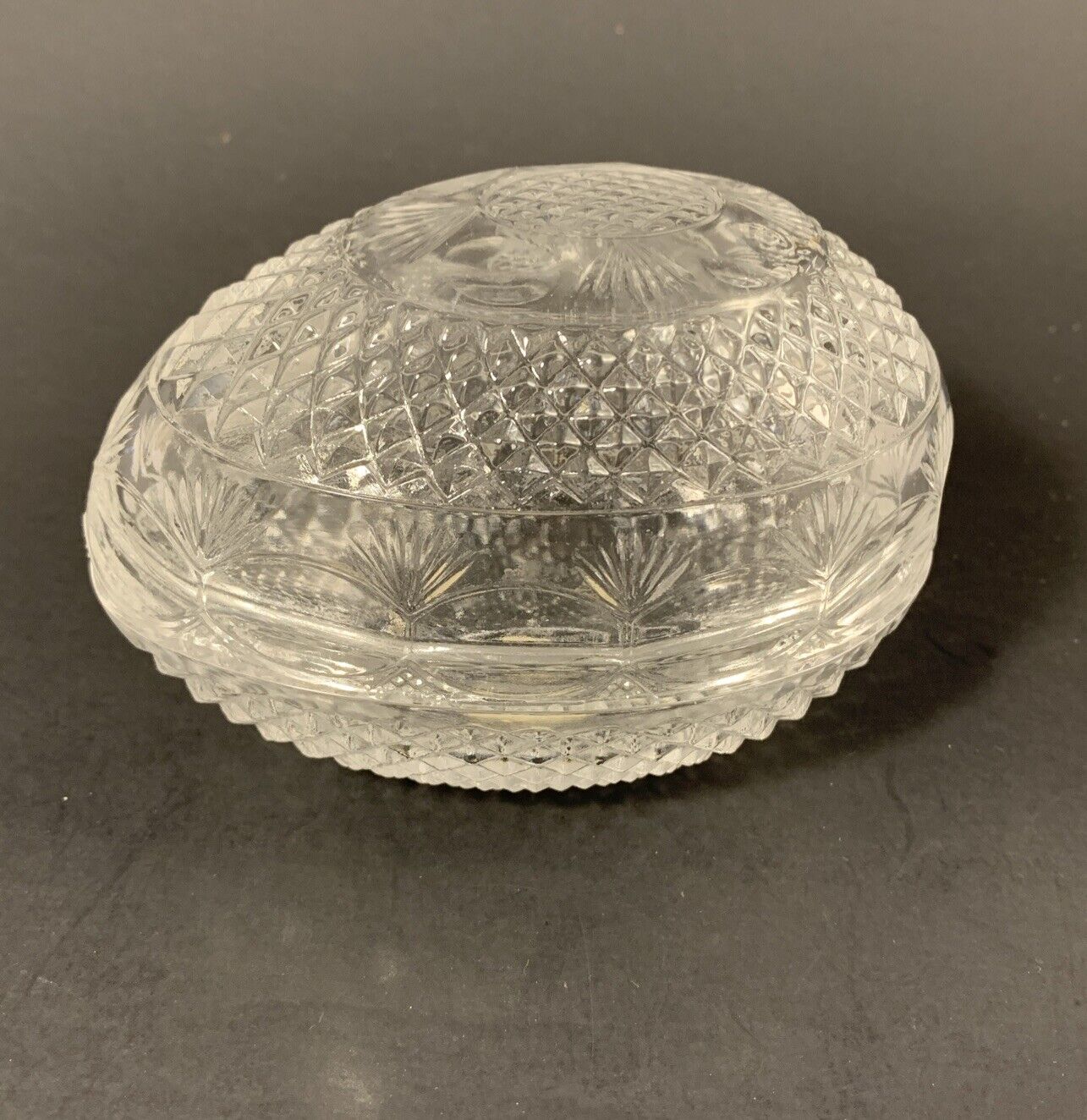 Vintage 1977 Mothers Day Fostoria AVON Crystal Glass Egg 