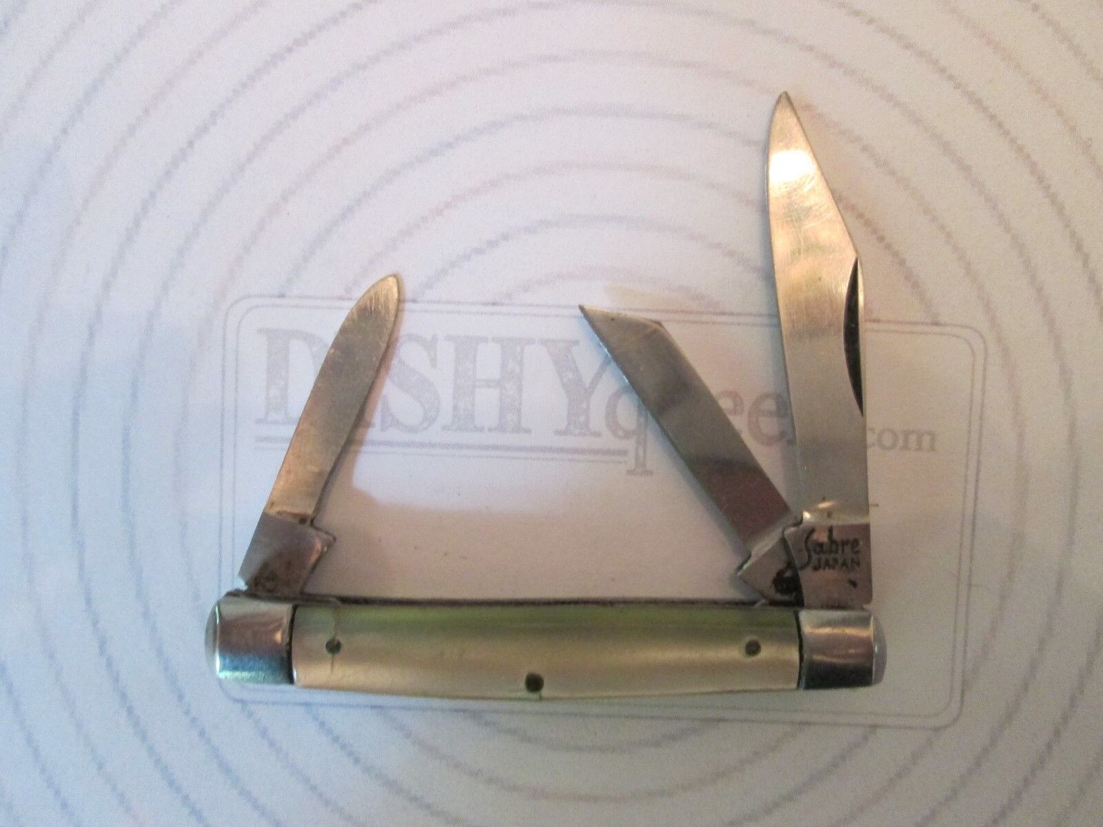 POCKET KNIFE Vintage SABRE brand: THREE 3 BLADES pearlized handle         IS391