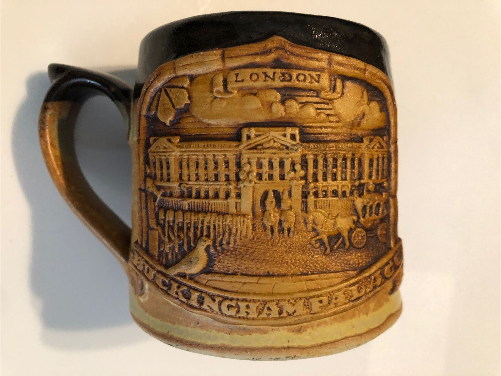Vintage Buckingham Palace Stoneware Mug with 3-D Decoration Rare