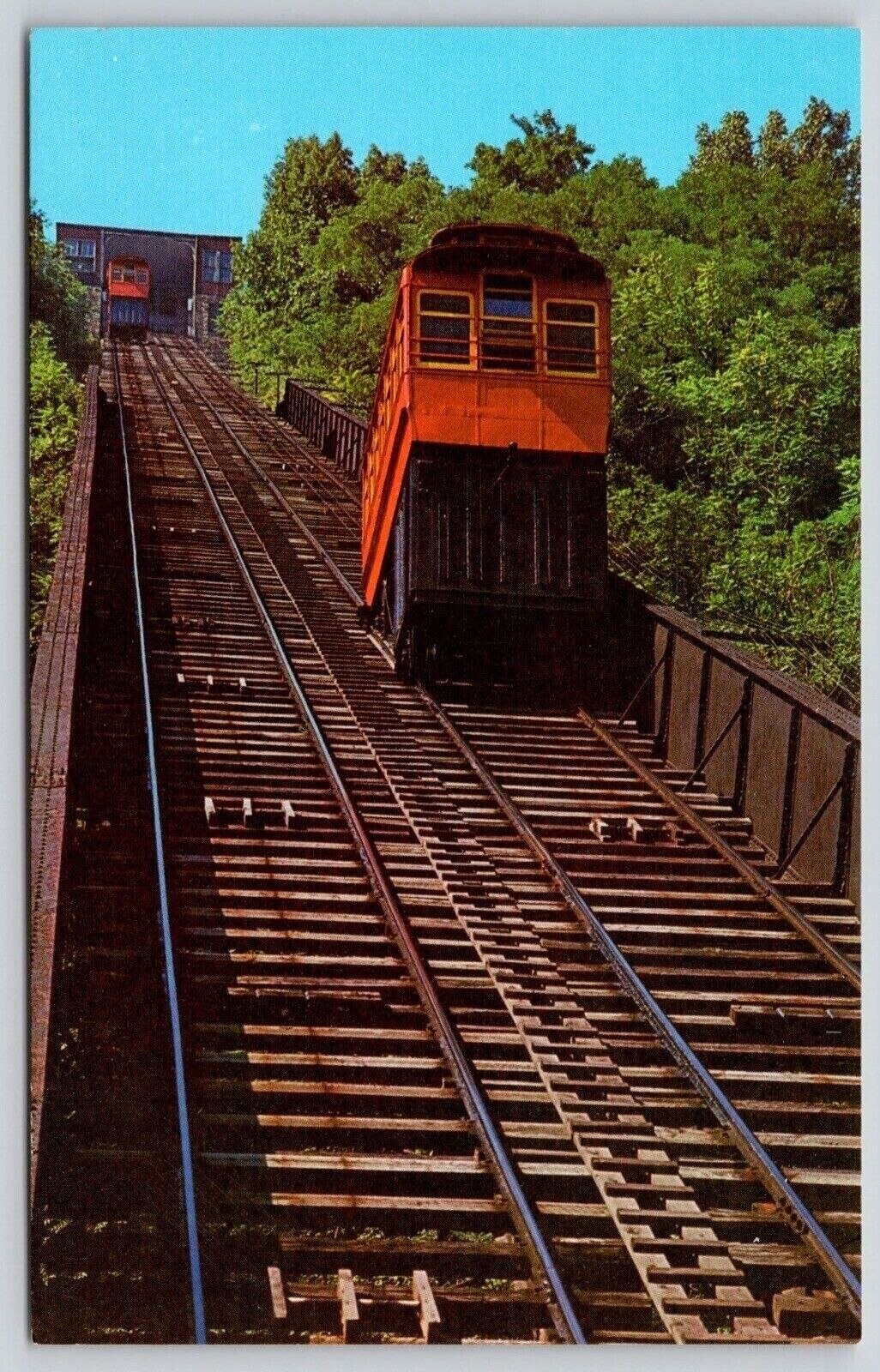 Pittsburg Pennsylvania Pa Red And Yellow Cars Of Duquesne Incline Unp Postcard