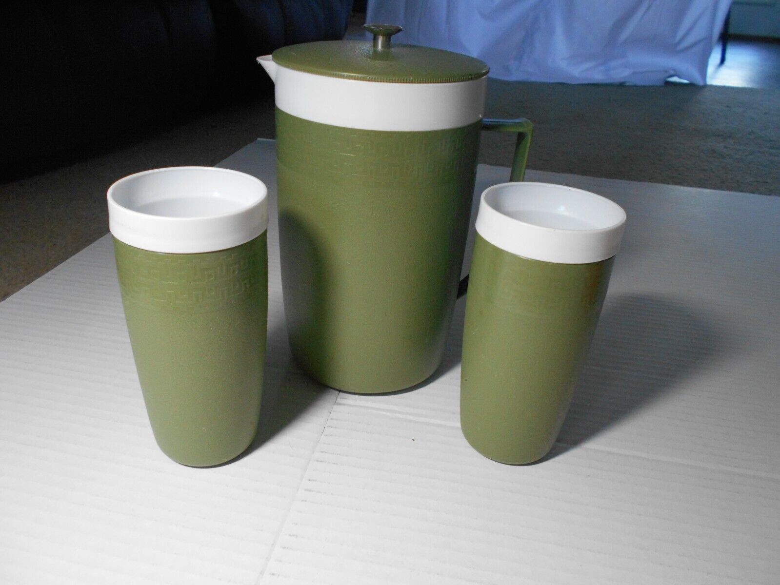 Olympian Therm-O-Ware Plastic Pitcher with 2 Tumblers Cups Vintage