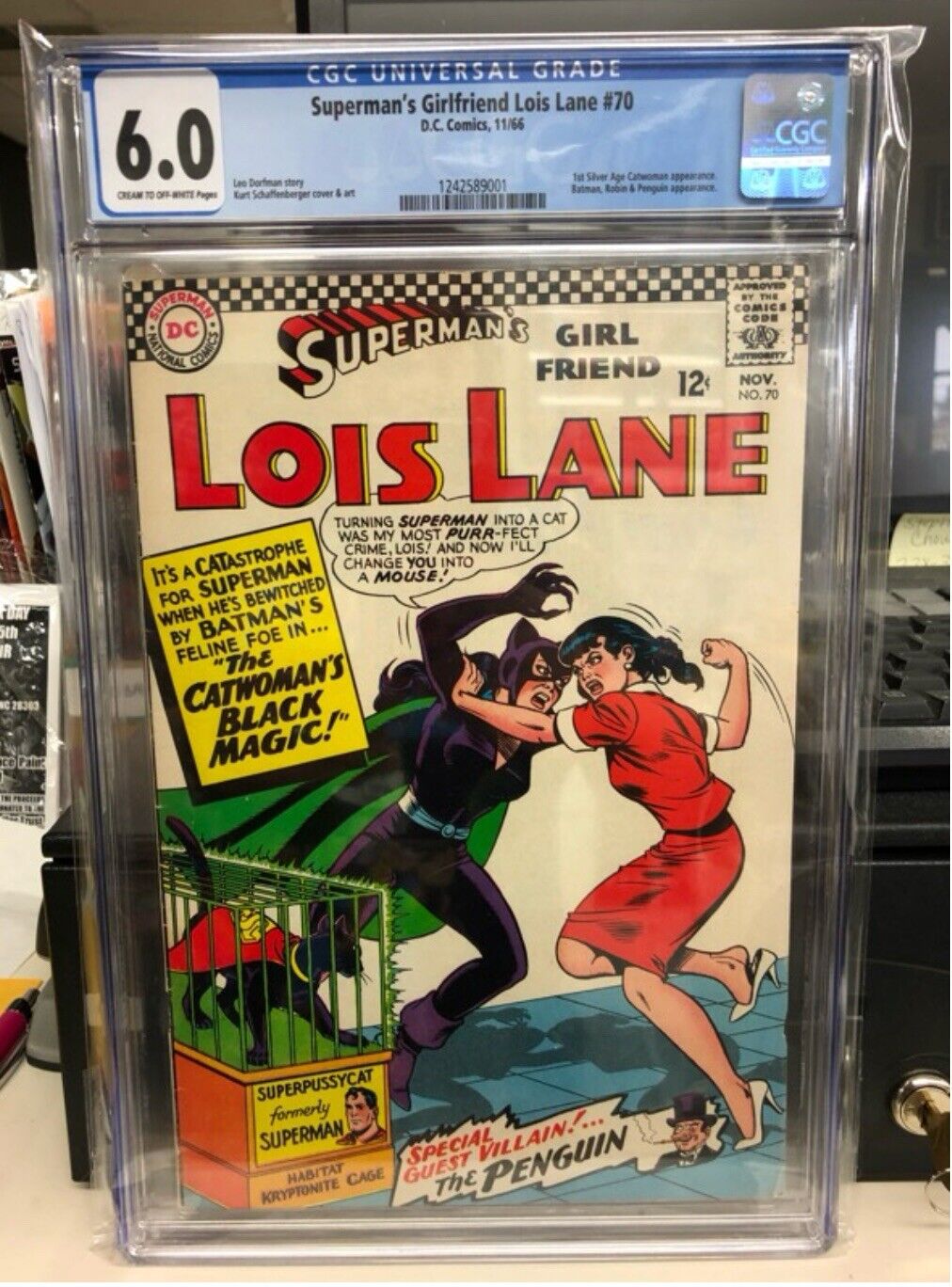 Superman\'s Girlfriend Lois Lane #70 (1966) - 1st Catwoman (Silver Age) - CGC 6.0