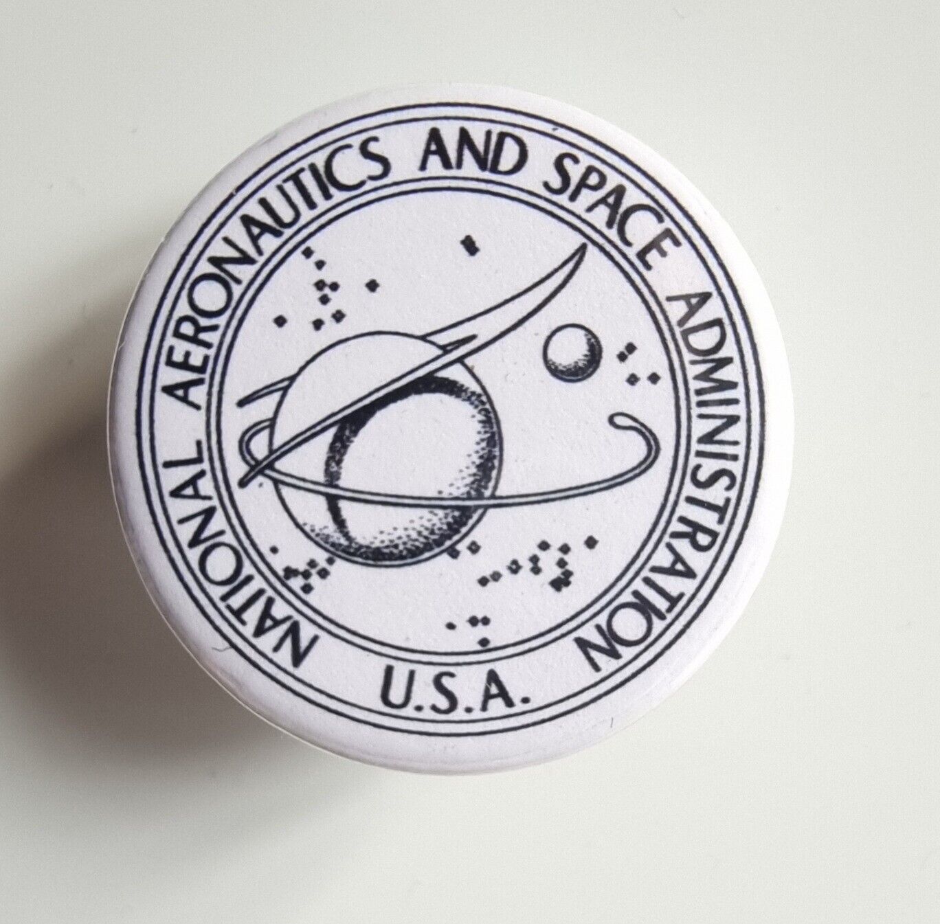 NASA original 1959 Logo - 25mm diameter Small Badge