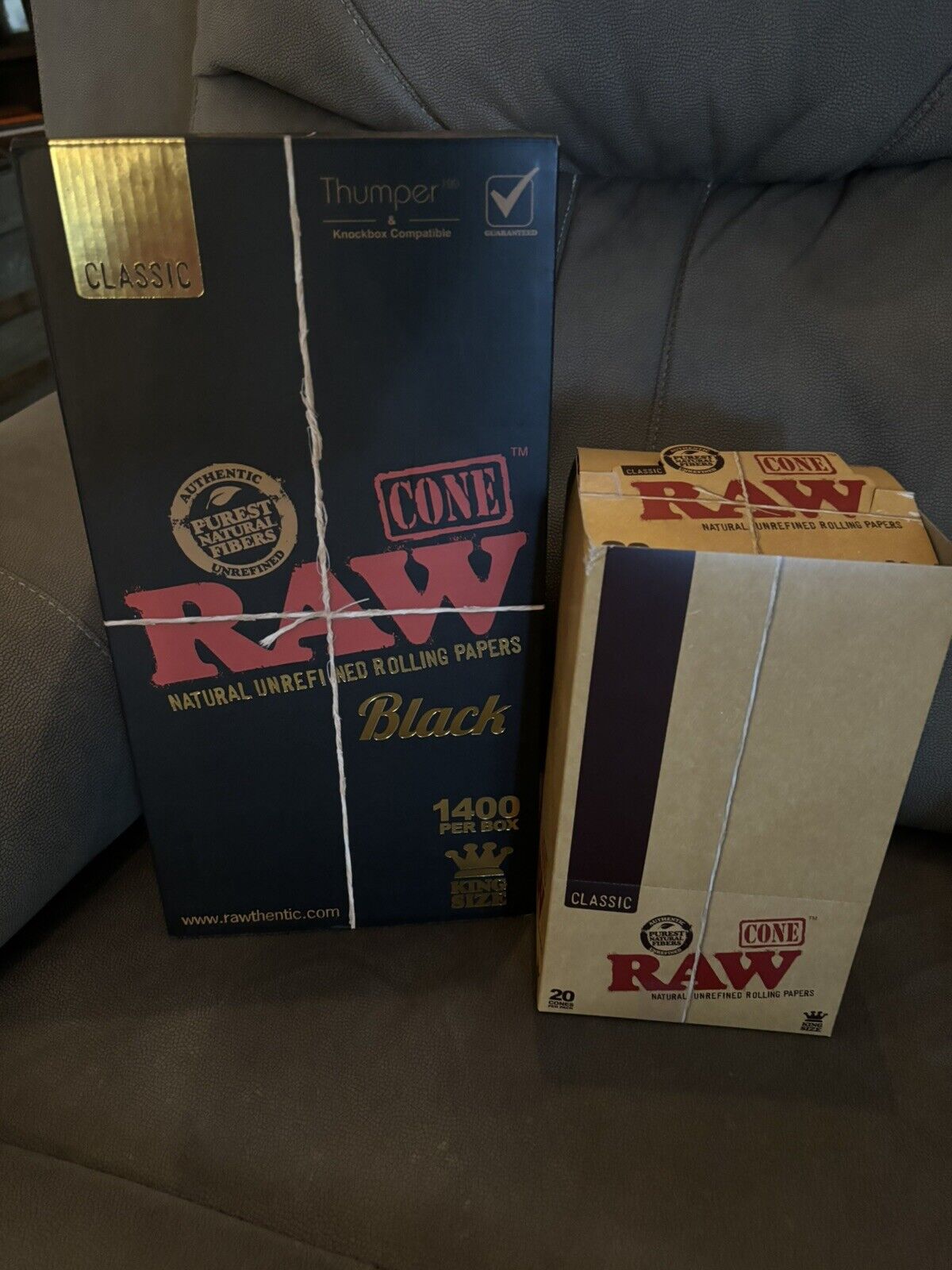 RAW Cone Black Rolling Papers King Size 1400 Box + RAW Cone King Size 240 Pack