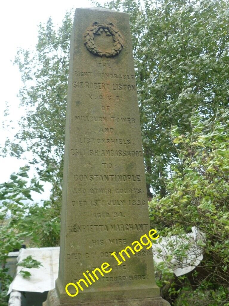 Photo 6x4 Sir Robert Liston obelisk, Gogar Kirkyard Gogar\\/NT1672 The gra c2012