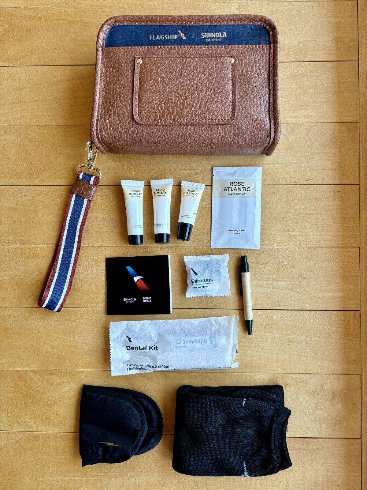NEW American Airlines AA Flagship FIRST CLASS Amenity Kit by Shinola RARE