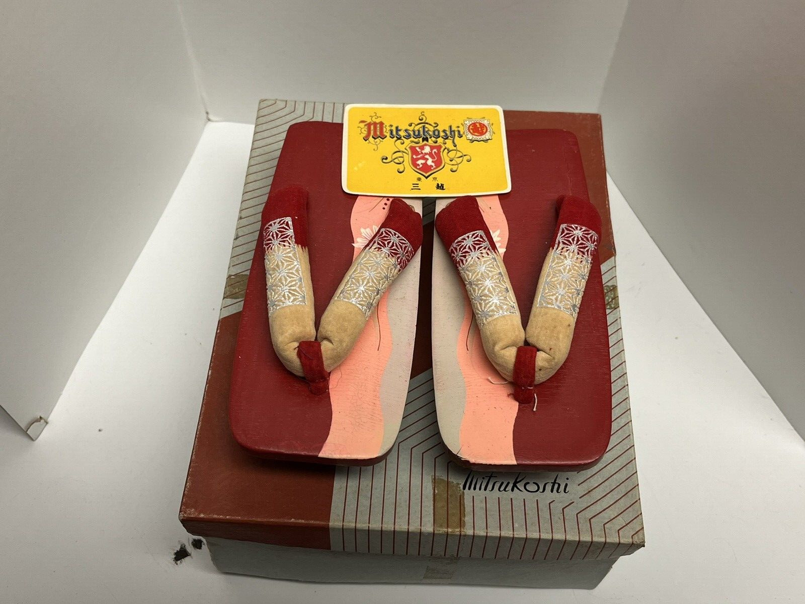 Vintage Mitsukoshi Red Japanese Geisha Kimono Sandals Never Worn - With The Box
