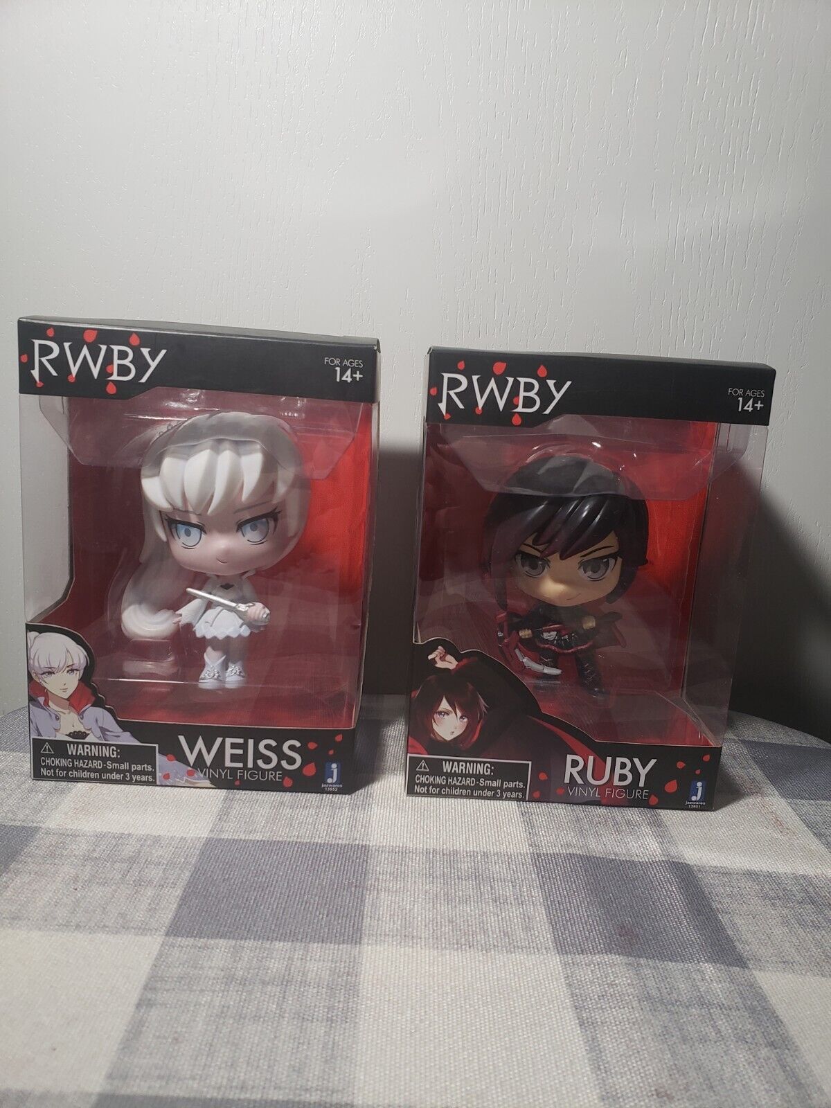 RWBY Ruby & Weiss Vinyl Figures (2016) 