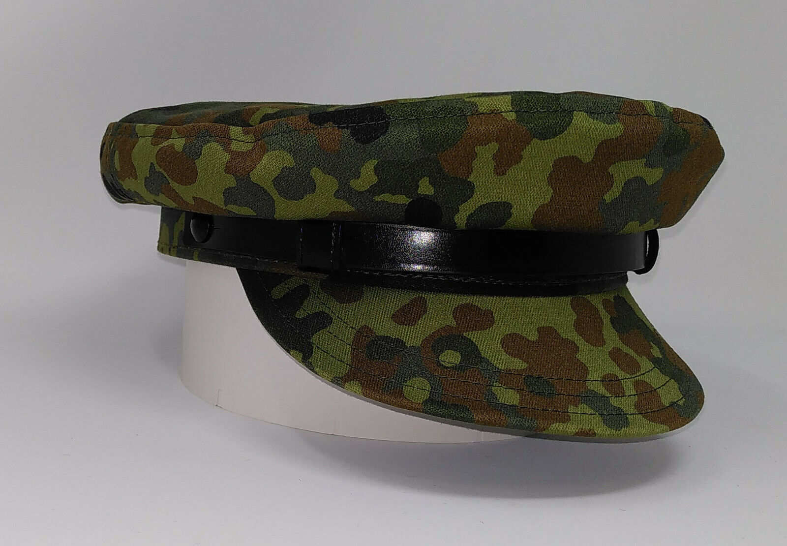 Flecktarn - German Army / Bundeswehr camouflage visor cap - fisherman's style
