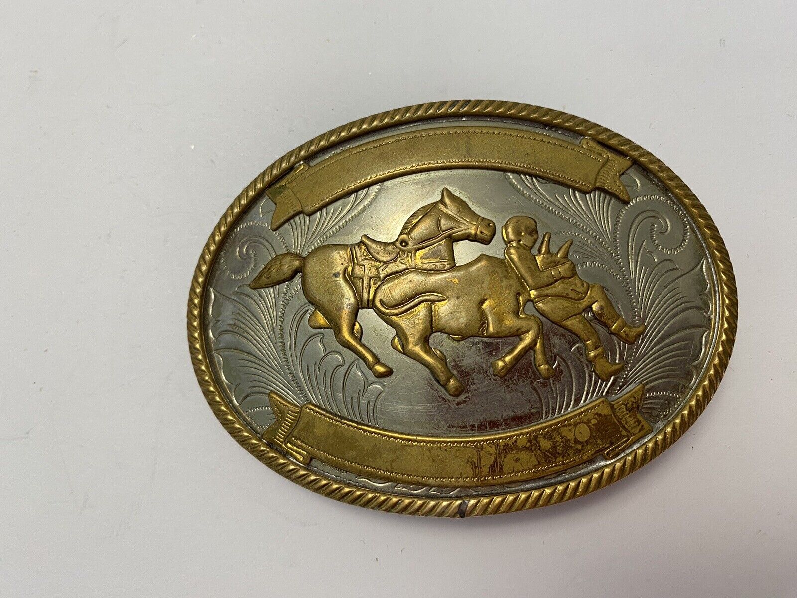 Vintage Western Silver Goldtone Rodeo Horse W/ Steer Wrestling Scene Belt Buckle