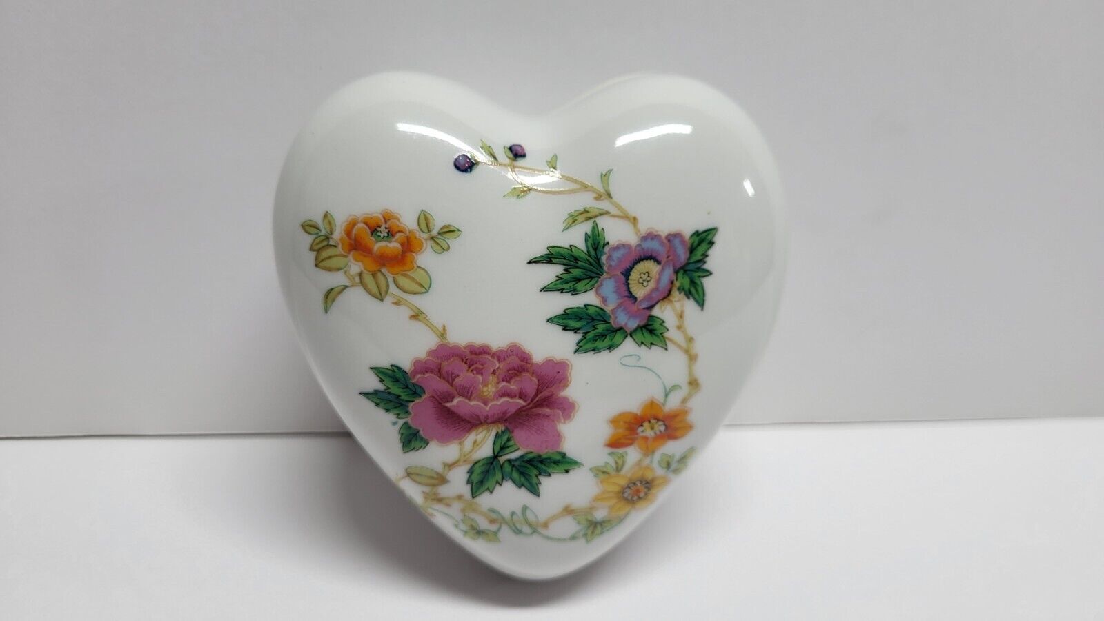 Vintage Takahashi Porcelain Heart Flowers Trinket Box 
