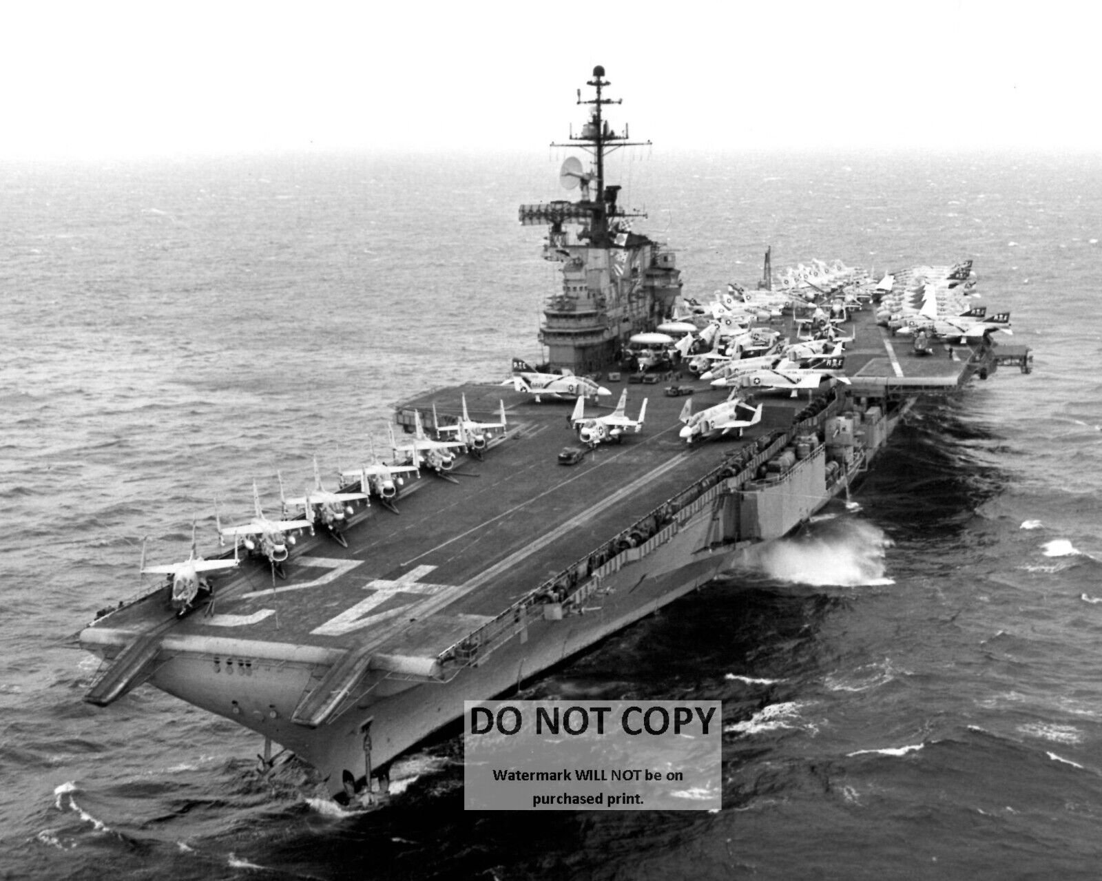 USS FRANKLIN D ROOSEVELT (CV-42) MIDWAY CLASS BATTLESHIP 8X10 NAVY PHOTO (DD650)