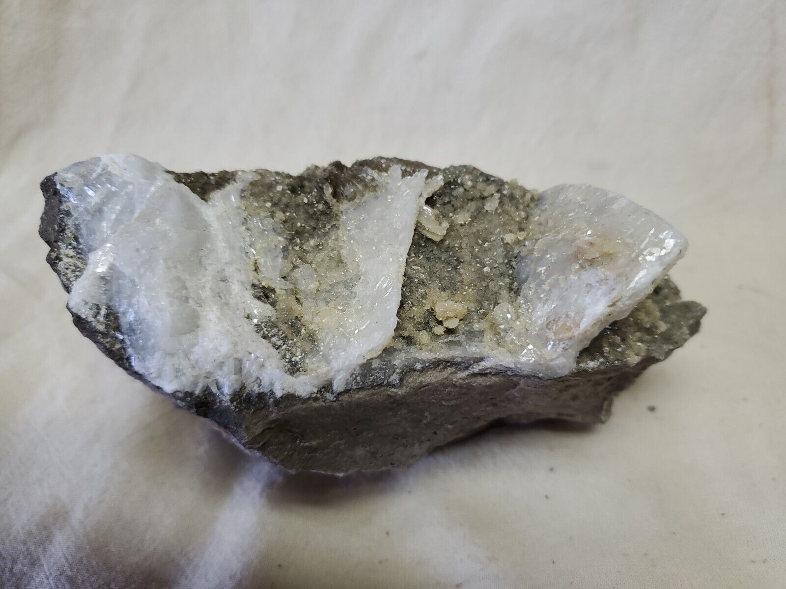 Celestite & Dogtooth Calcite Crystals on Matrix from South Rockwood MI