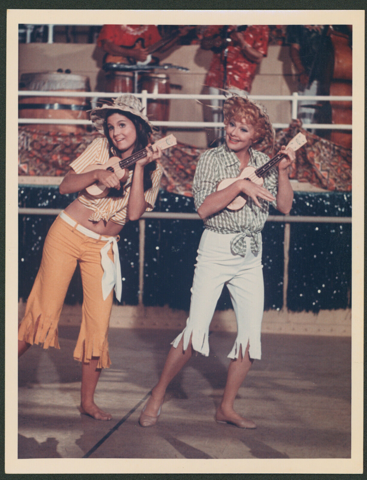 1971 CBS Press/Publicity 7x9 Color Photo Here\'s Lucy ~Lucille Ball & Lucie Arnaz