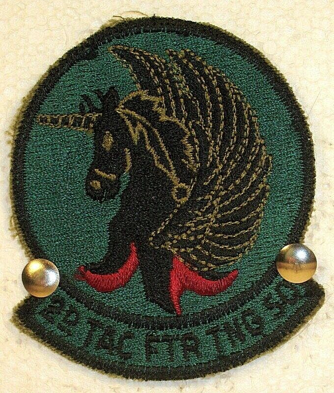 USAF 22nd Tactical Fighter Training Squadron Subdued Crest Insignia Patch 