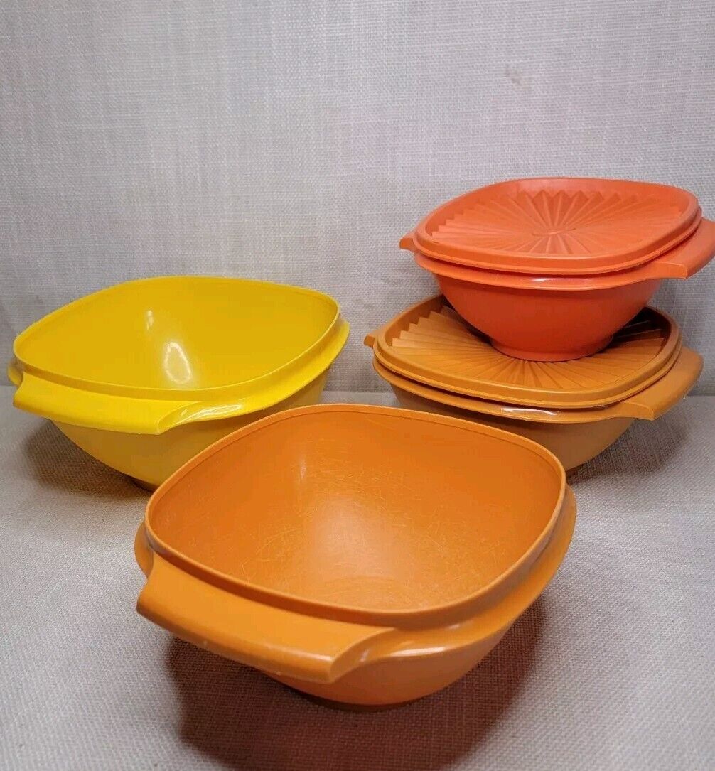 Vintage TUPPERWARE Set of 5 Bowls 836 838 840 w/Lid Harvest Orange Yellow 1970\'s