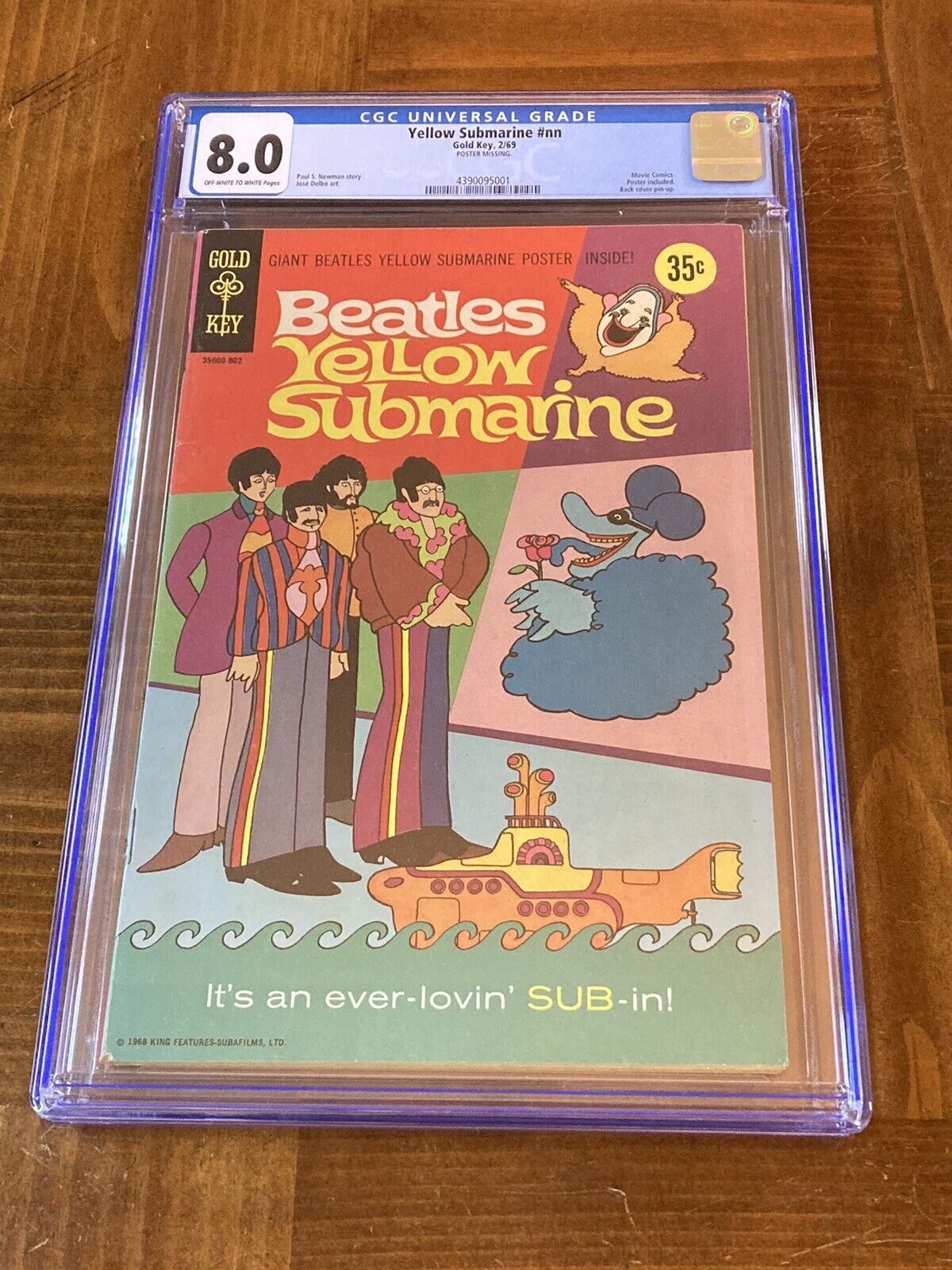 Beatles Yellow Submarine nn CGC 8.0 OW/White Pages (Iconic 1969 Cover) #001