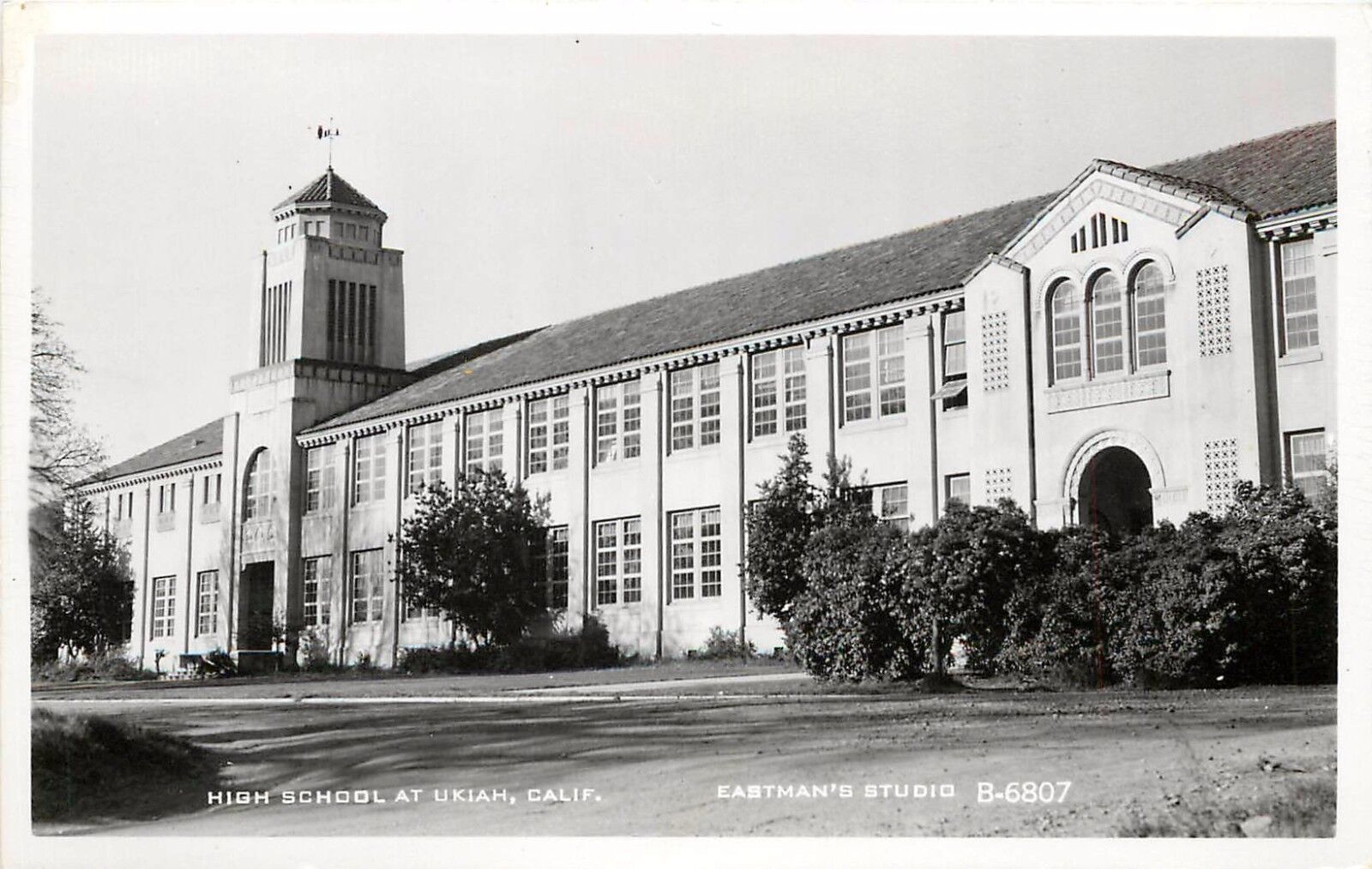 RPPC Postcard; High School Ukiah CA Mendocino County Eastman B-8181 c1950