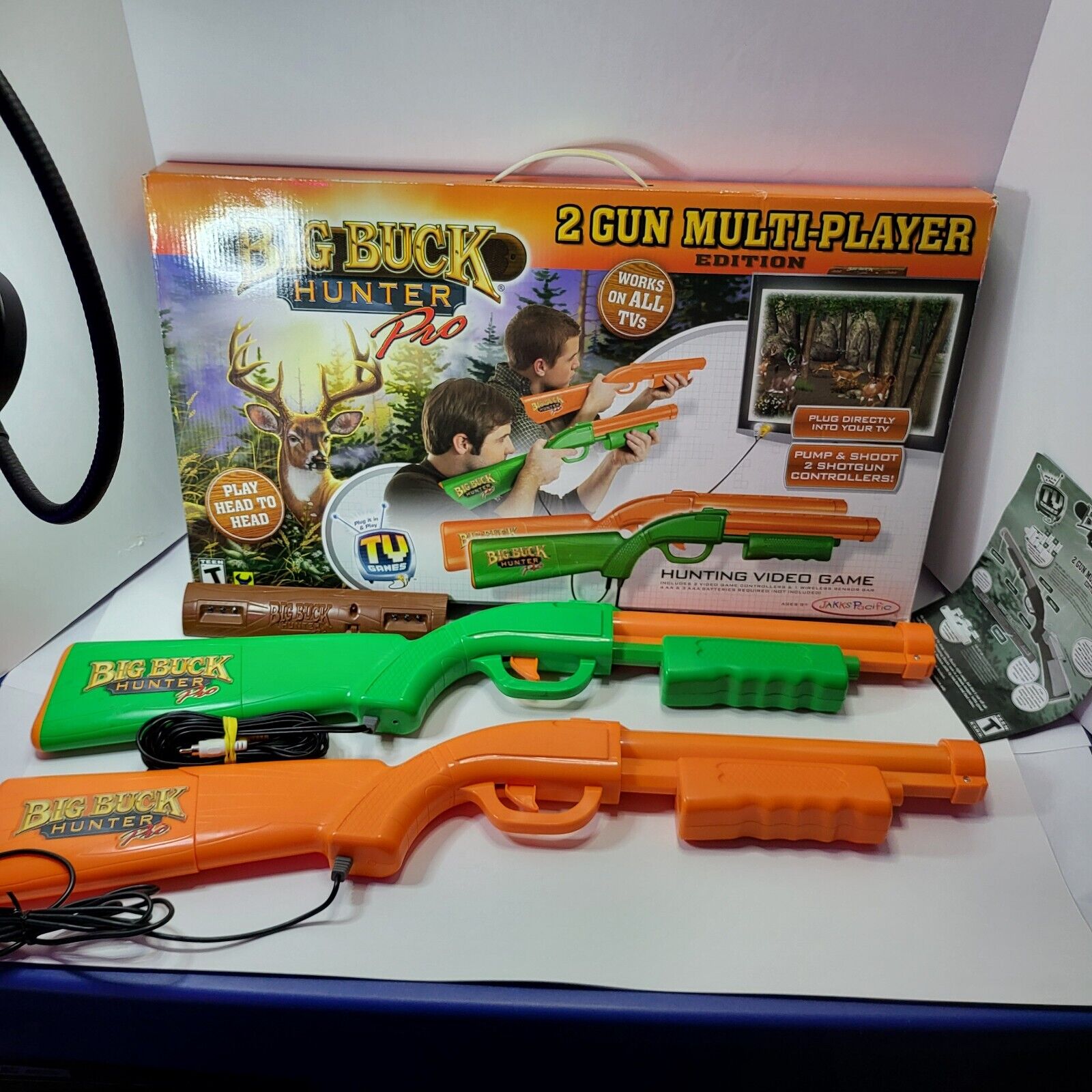 Big Buck Hunter Pro Plug & Play TV Arcade Game 2010 2 Gun Edition Complete.