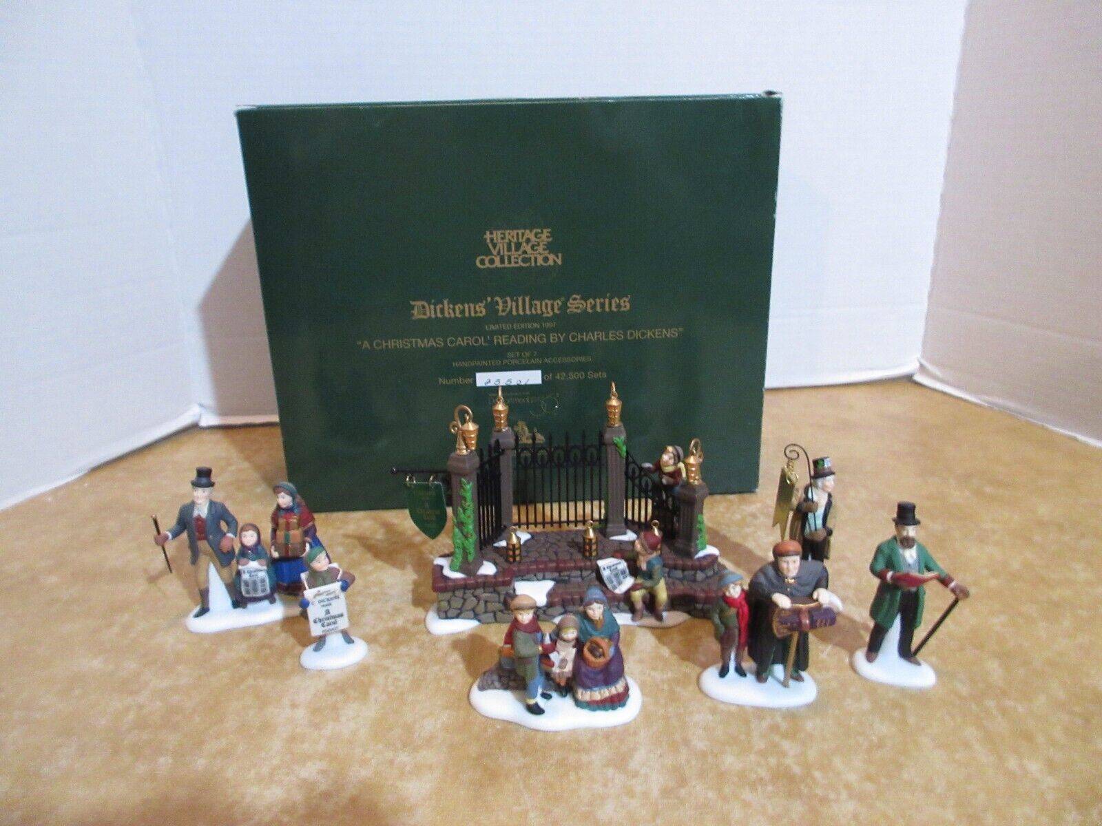 Dept. 56  1997 Dickens A Christmas Carol Reading By Charles Dickens #2550/42,500