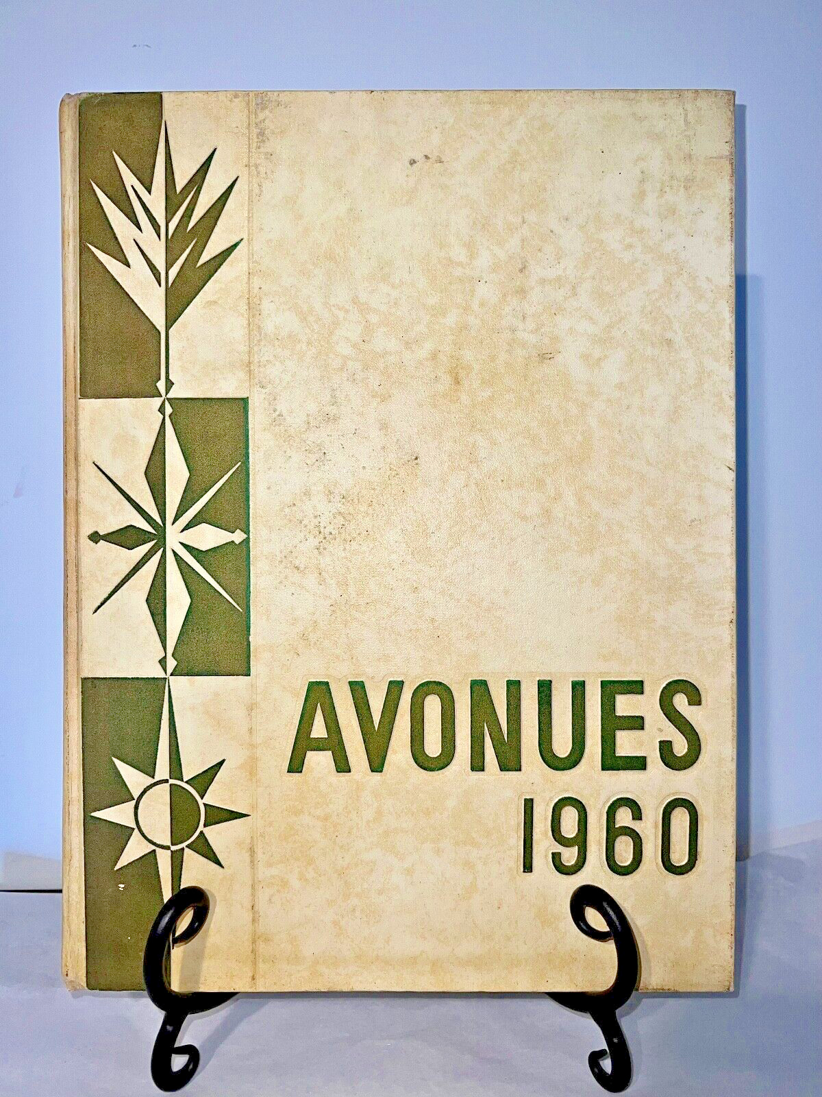 1960 AVONDALE HIGH SCHOOL Avondale Estates, Georgia AVONUES Yearbook COMPLETE