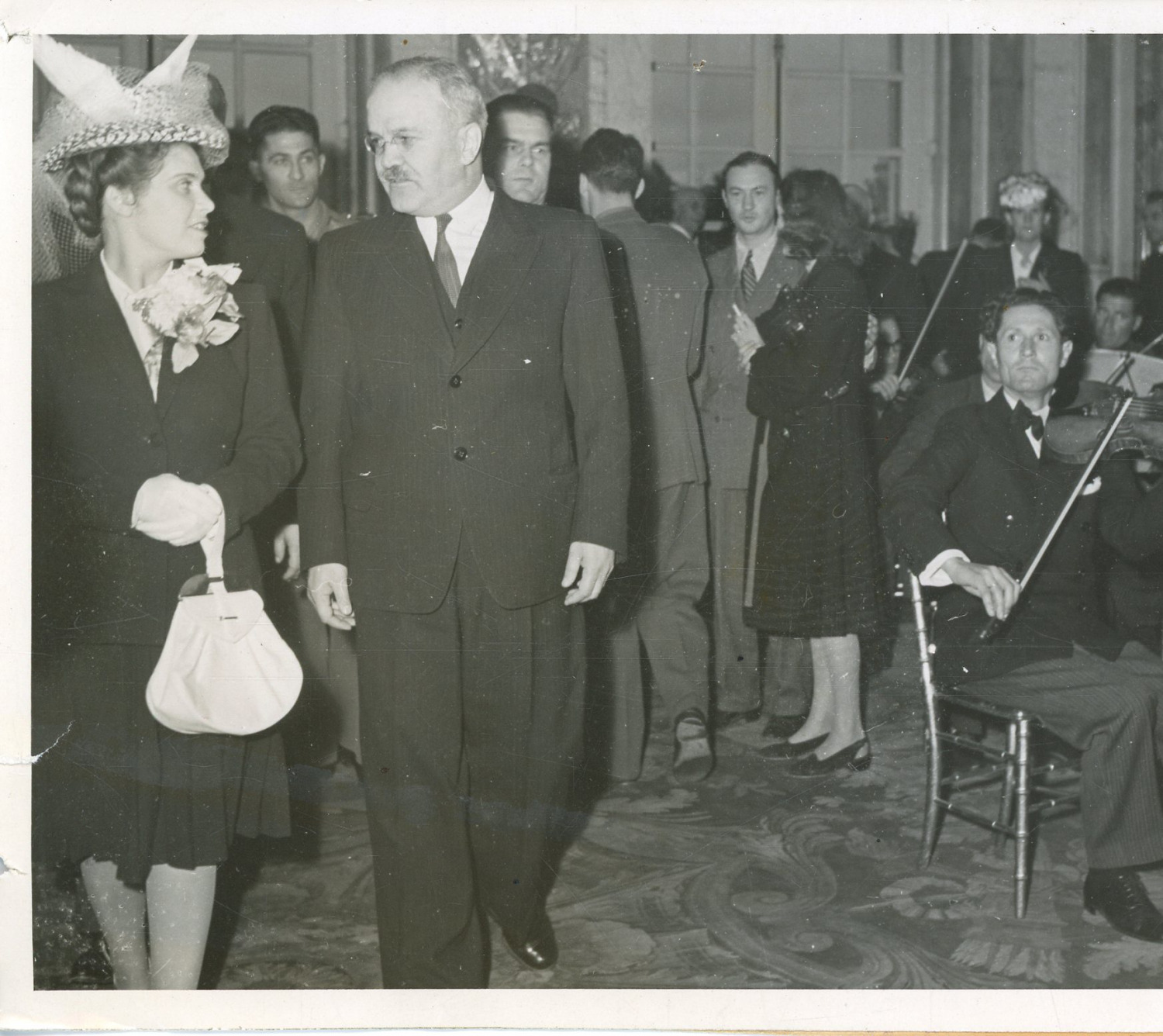 Paris Conference, September 1946, Minister Georges Bidault receives in Versai