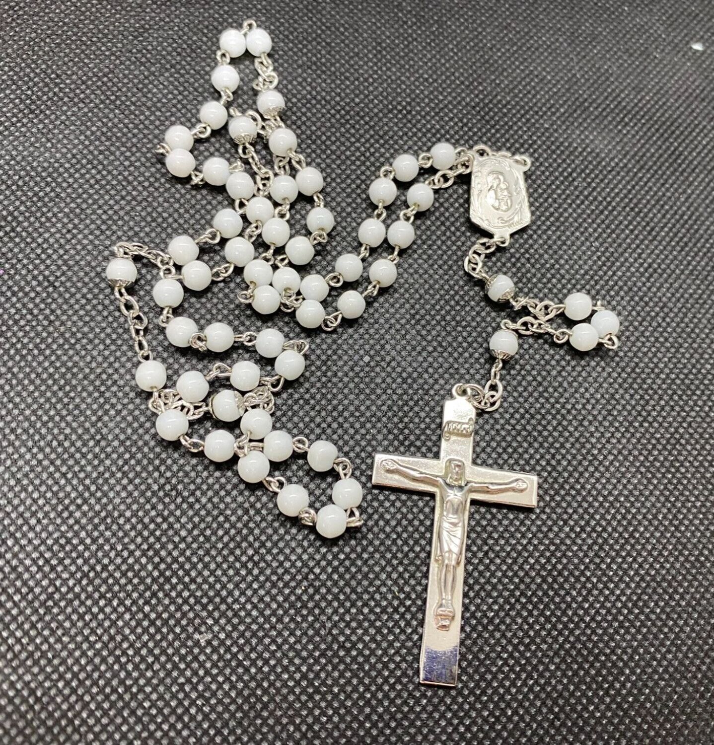 White Glass Bead and Silvertone Crucifix Cross Rosary