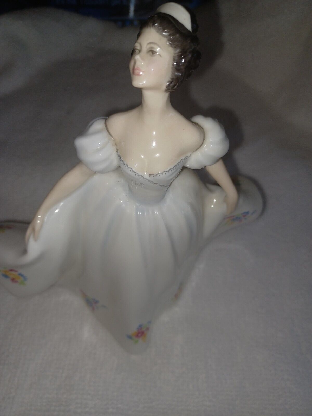 Vintage Royal Doulton Figurine KATE HN 2789 Hand Made & Decorated 1977
