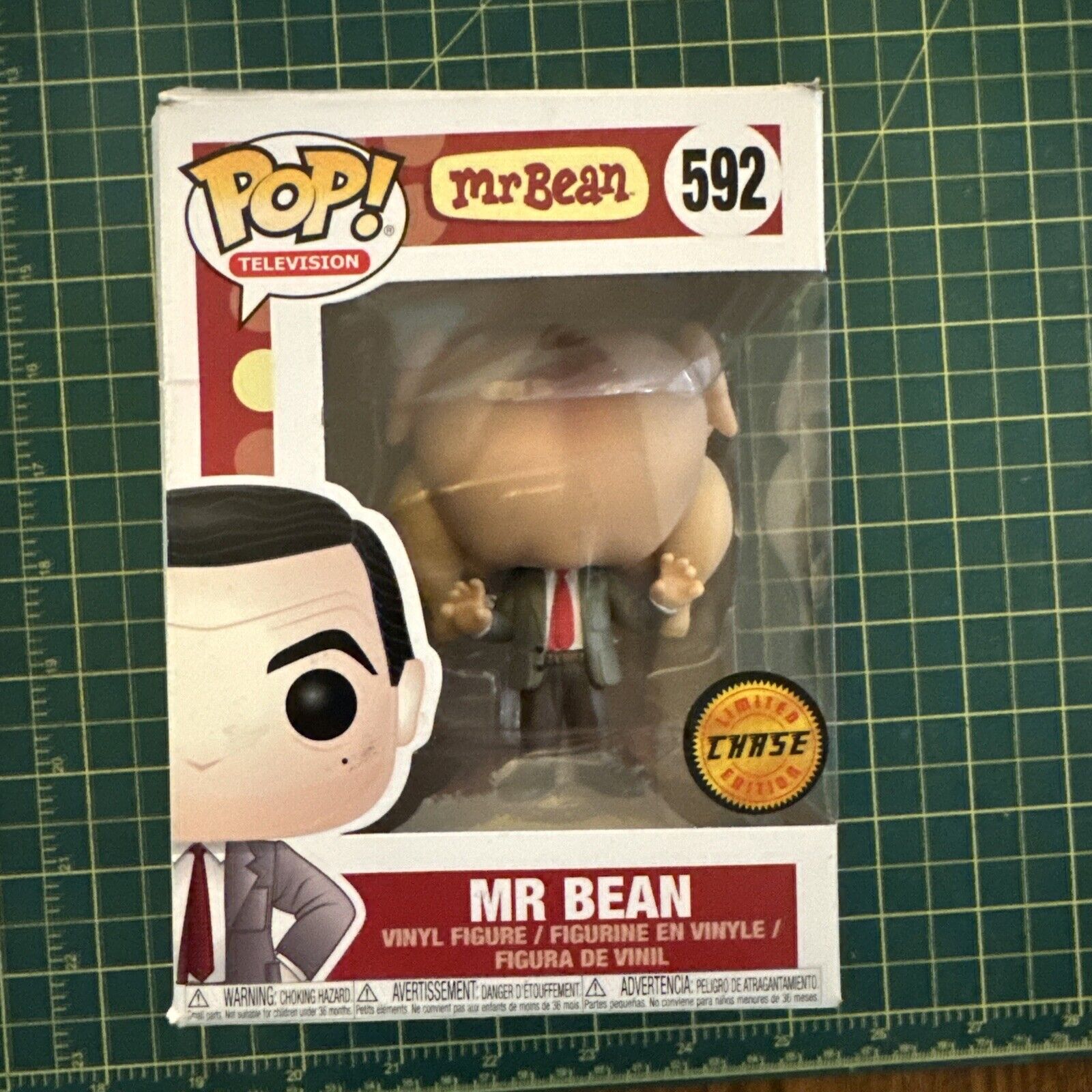 Funko Pop Mr. Bean - Mr Bean Chase With Turkey Head 592