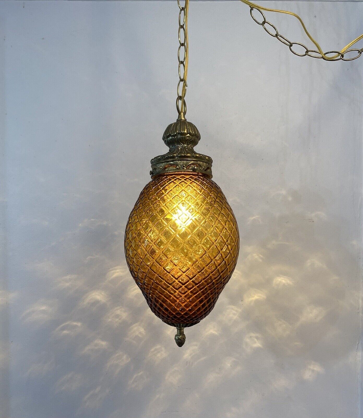 Vtg/Antique 1960\'s-70\'s MCM Amber Pineapple Glass Hanging Swag Light/Lamp