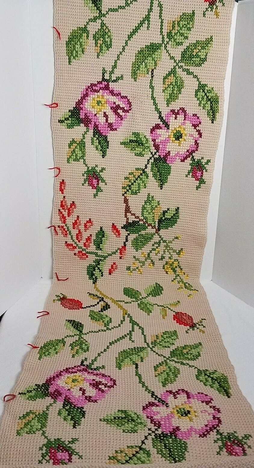 Hand Knit Crocheted VTG Cream Table Runner/Dresser Scarf/Sofa Runner Floral MCM