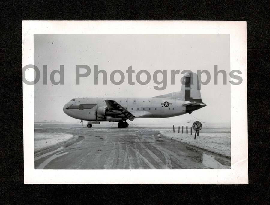 1953 MILITARY AIRCRAFT C-124 CARGO PLANE CHANUTE AFB OLD/VINTAGE SNAPSHOT-G60