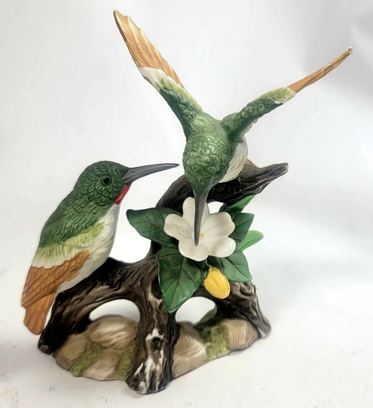 Vintage Hummingbird Hand Painted Porcelain Excellent Condition 