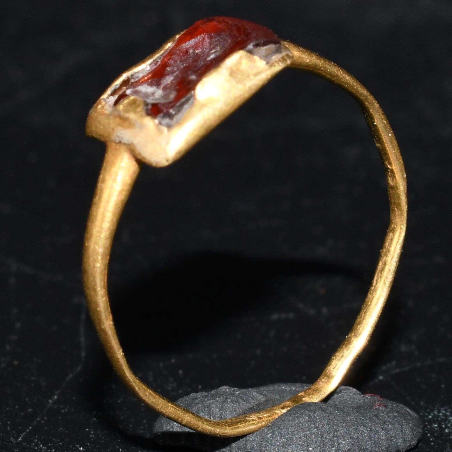 Genuine Ancient Roman Solid Gold Ring with Garnet Intaglio Circa 1st-2nd Century