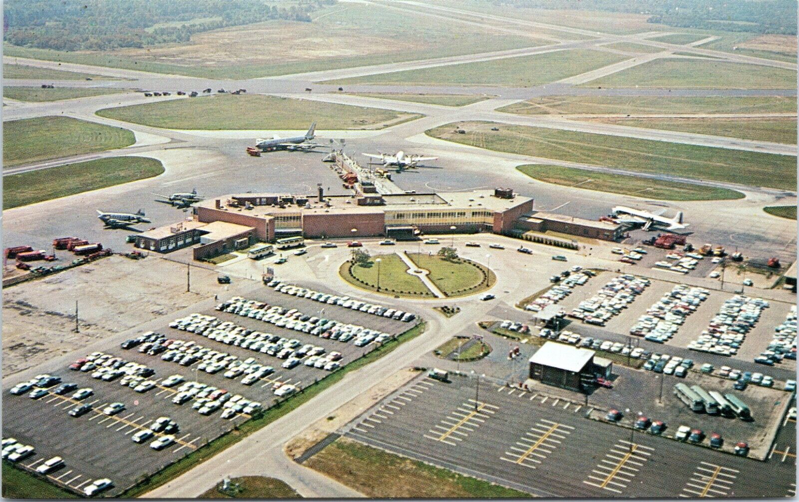 Postcard Cincinnati Ohio - Greater Cincinnati Airport - Aerial View