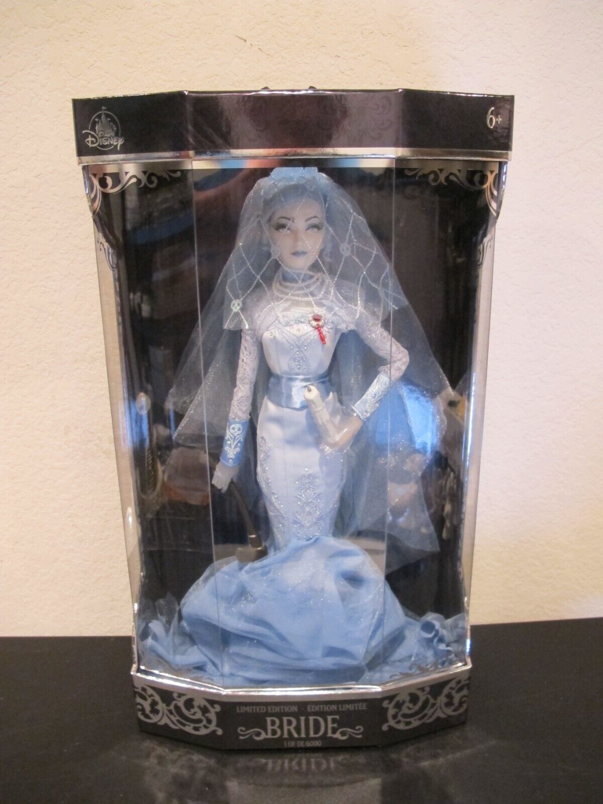 Disney Limited Edition Haunted Mansion The Bride Constance Hatchaway Doll