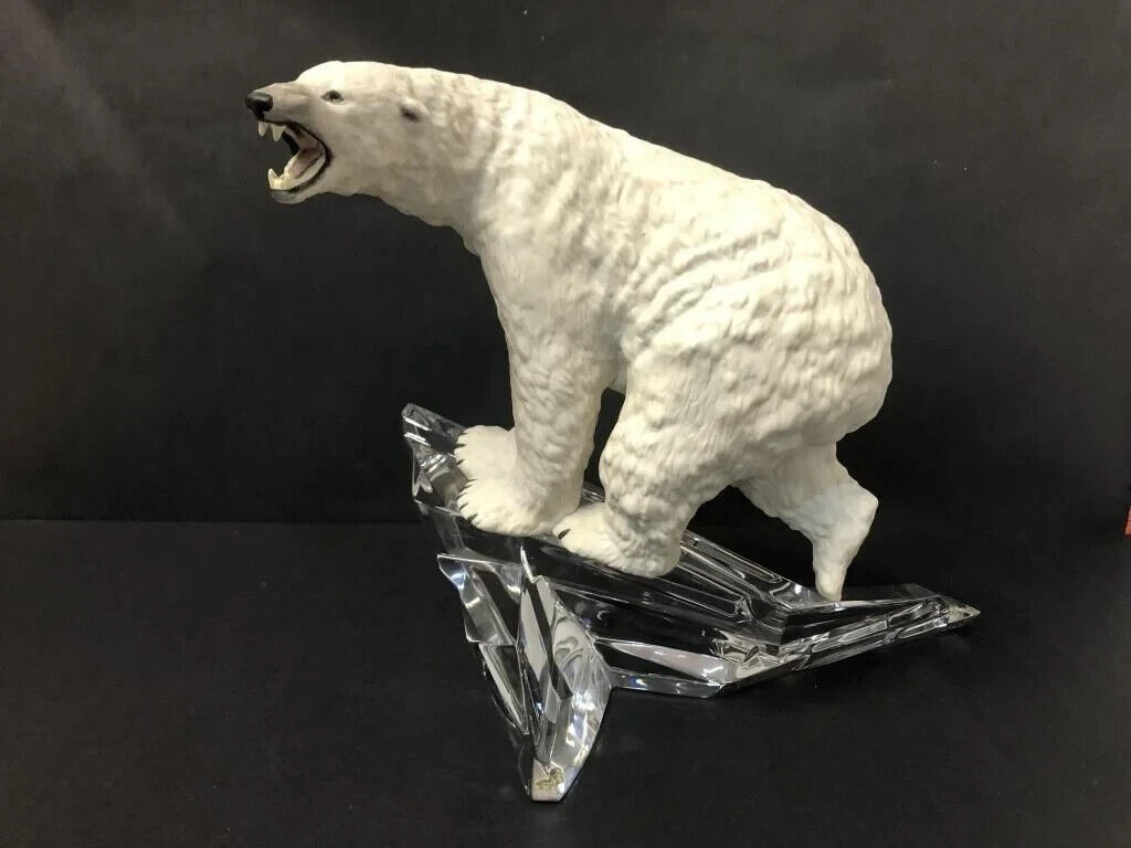 Retired Lord Of The Ice Polar Bear Franklin Mint 1986 Crystal Iceberg
